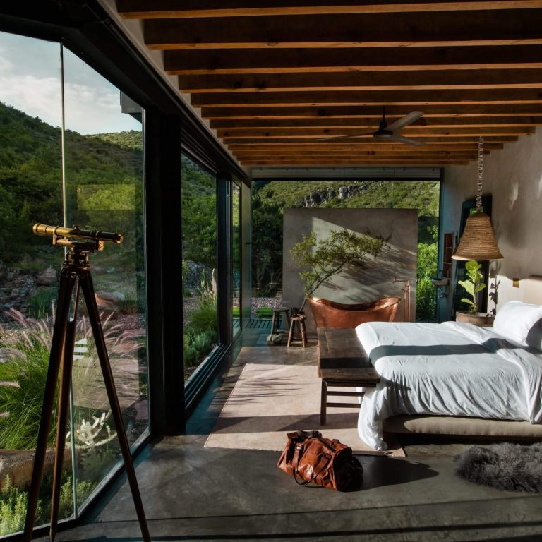 Casa Eterea en Guanajuato por Prashant Ashoka