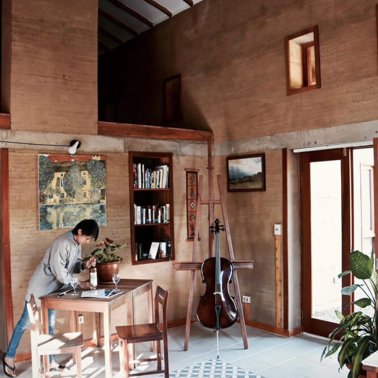 Casa Experimental de Tapial en Bolivia