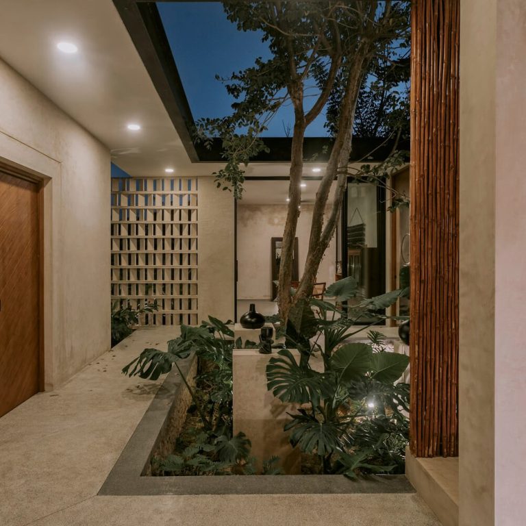 Casa Eya en Mérida: Arquitectura Sensorial y Ancestral | TARA Arquitectura