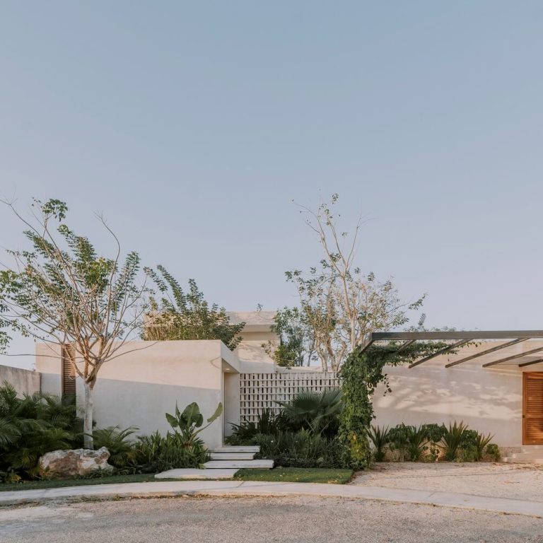 Casa Eya en Mérida: Arquitectura Sensorial y Ancestral | TARA Arquitectura