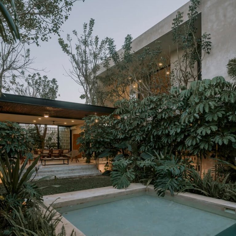 Casa Eya en Mérida: Arquitectura Sensorial y Ancestral | TARA Arquitectura