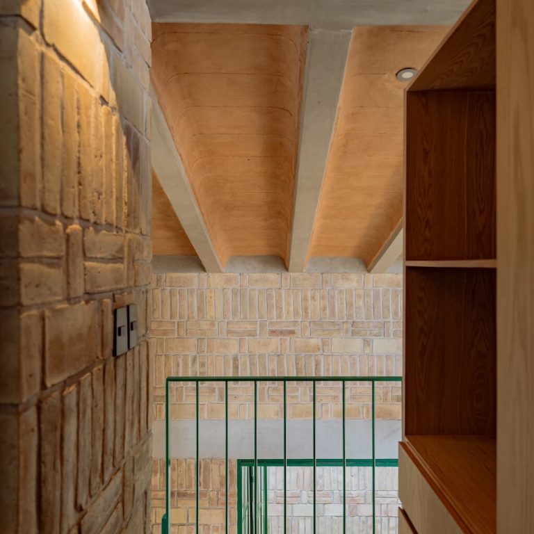 Casa F36 en Puebla por Estudio Tecalli (11)