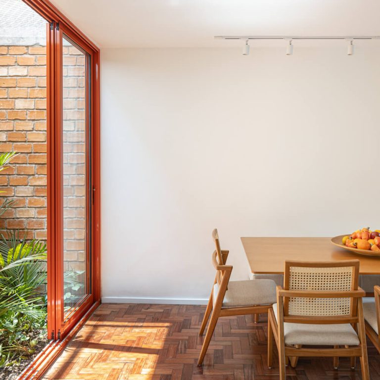 Casa FP por Estúdio Cacau: Transformación y Diseño de Luz Natural en Arquitectura Residencial de Brasilia