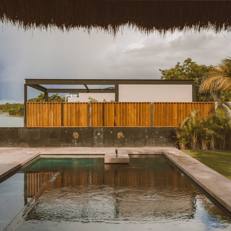 Casa Faisanes 22 en Quintana Roo por C.R. Alliance - Fotografia de Arquitectura - El Arqui MX