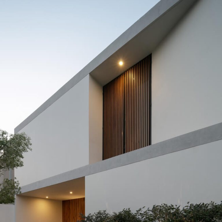 Casa G Zapopan: Diseño Interior y Luz Natural en Residencia de 340 m² por TACHER ARQUITECTOS