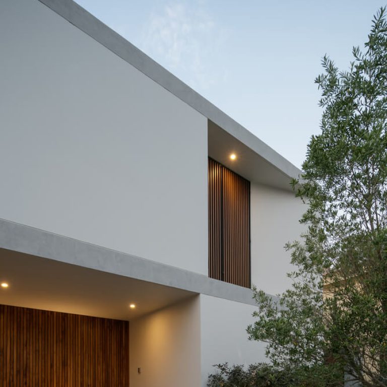 Casa G Zapopan: Diseño Interior y Luz Natural en Residencia de 340 m² por TACHER ARQUITECTOS