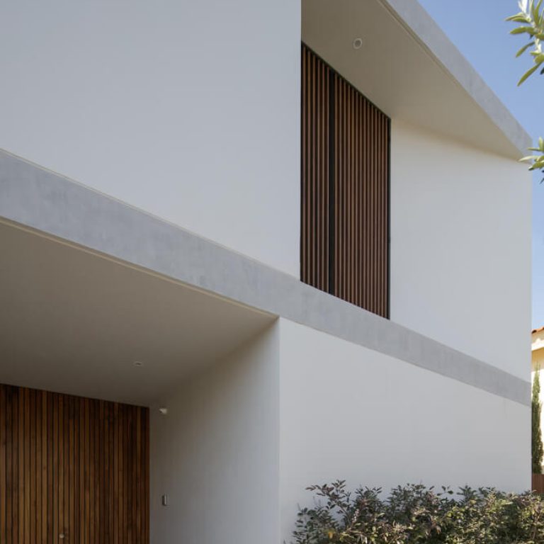 Casa G Zapopan: Diseño Interior y Luz Natural en Residencia de 340 m² por TACHER ARQUITECTOS
