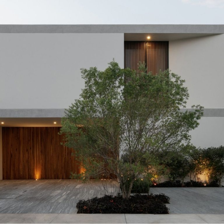 Casa G Zapopan: Diseño Interior y Luz Natural en Residencia de 340 m² por TACHER ARQUITECTOS