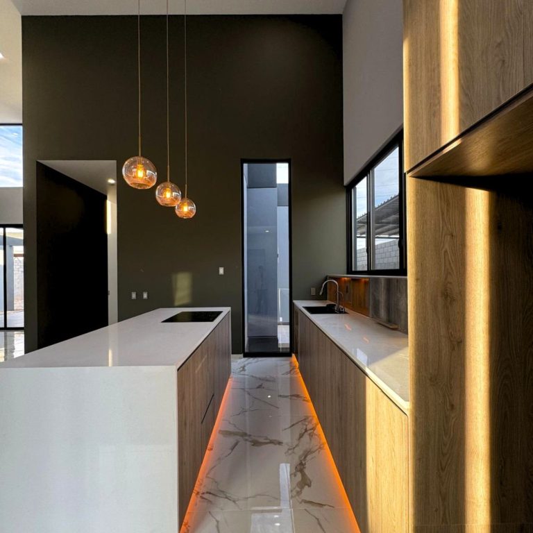 Casa GL en Ciudad Juárez: Minimalismo y Elegancia por VMV Arquitectos