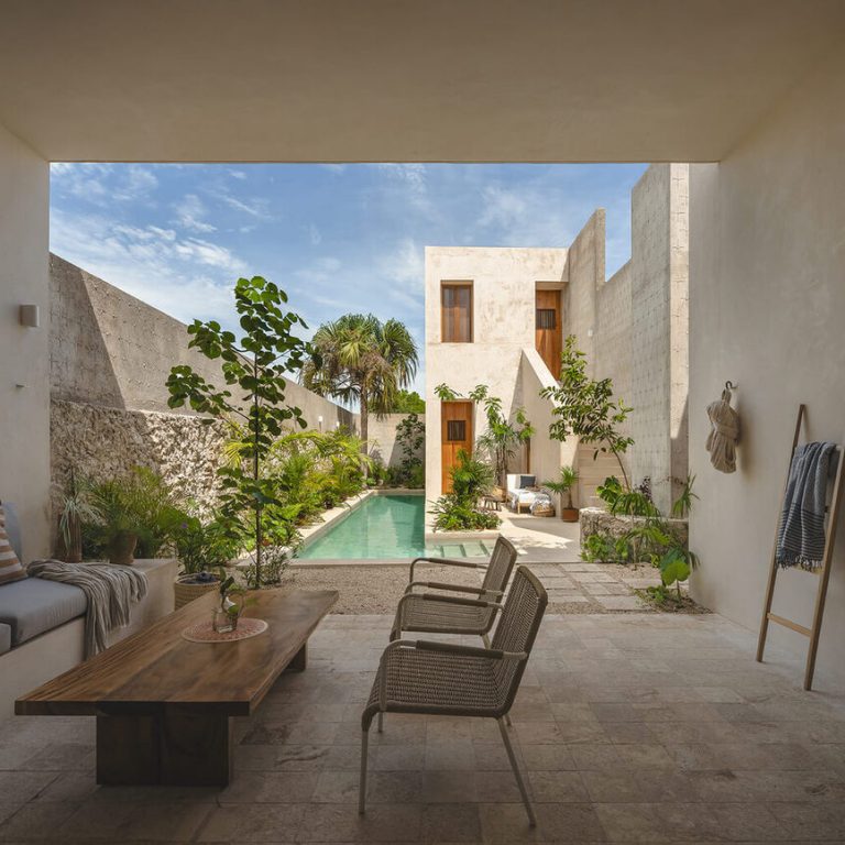 Casa Goliana Mérida: Restauración y Diseño Tropical por Workshop