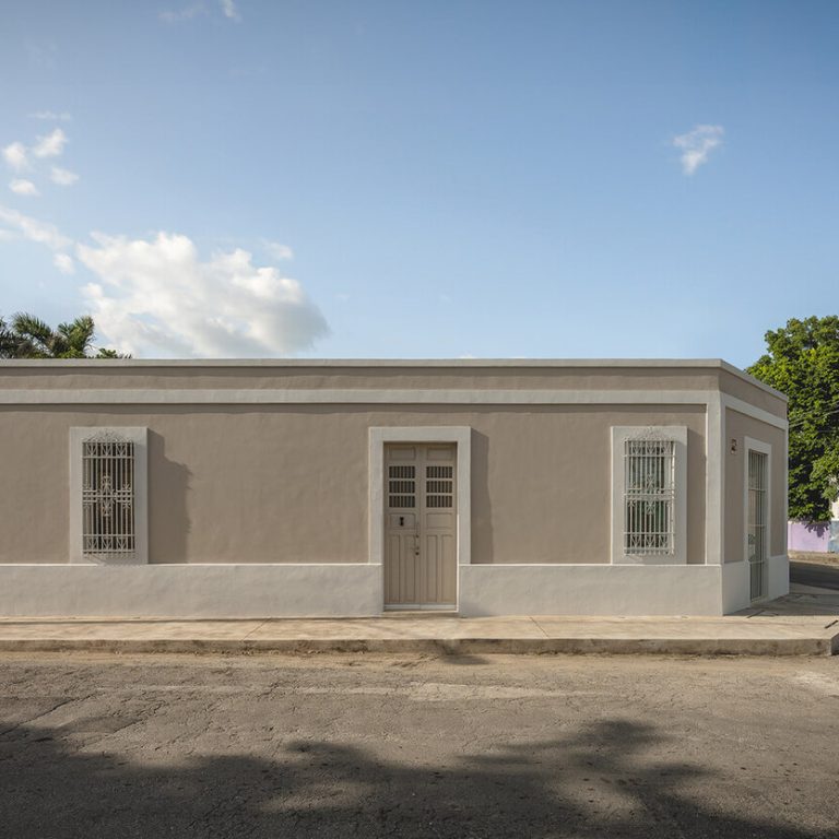 Casa Goliana Mérida: Restauración y Diseño Tropical por Workshop