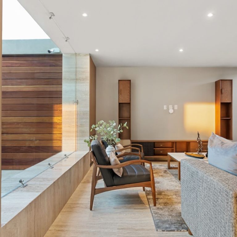 Casa Granito 53: Residencia contemporánea en Zibatá por Grupo Hersa