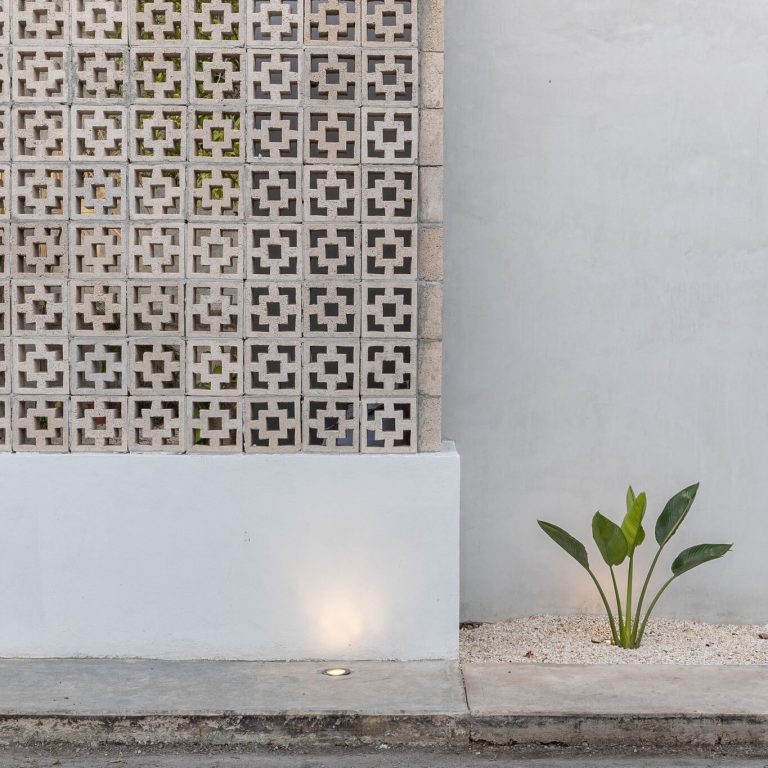 Casa Hogar Azul en Yucatán por V+A Arquitectura - Fotografía de Arquitectura - El Arqui MX