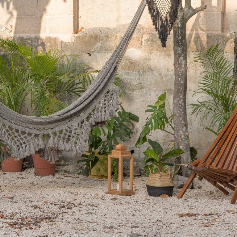 Casa Hogar Azul en Yucatán por V+A Arquitectura - Fotografía de Arquitectura - El Arqui MX