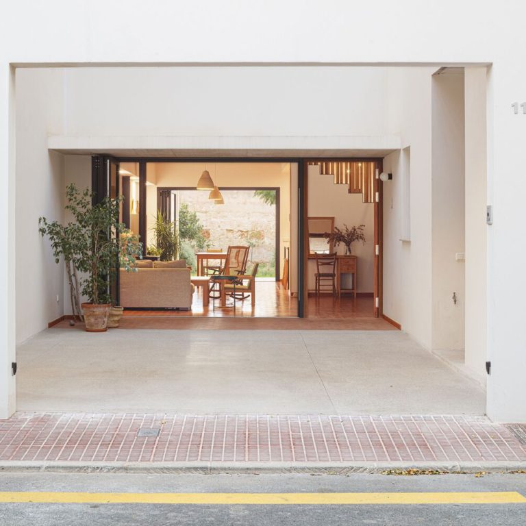 Casa Julià Oriola en España por Estudi E. Torres Pujol - Fotografía de Arquitectura - El Arqui MX