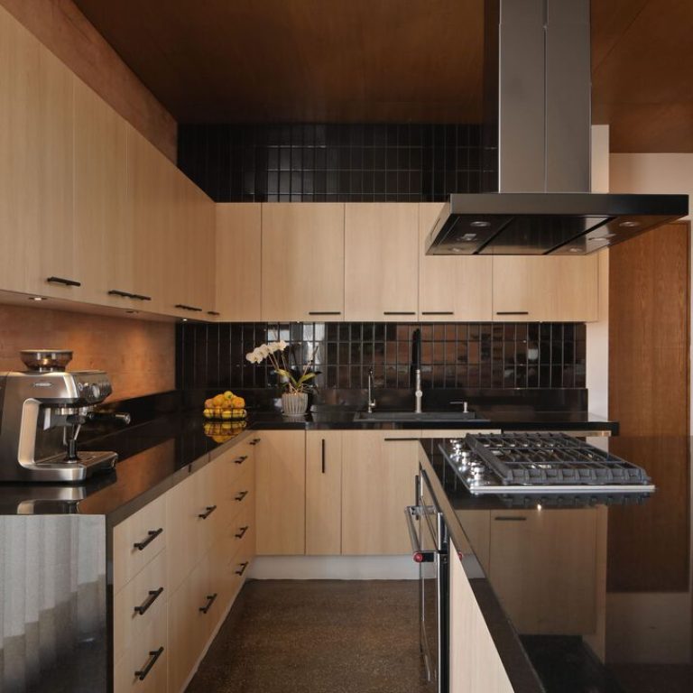 Casa Juriquilla: Arquitectura contemporánea y sostenibilidad por Estudio Mero