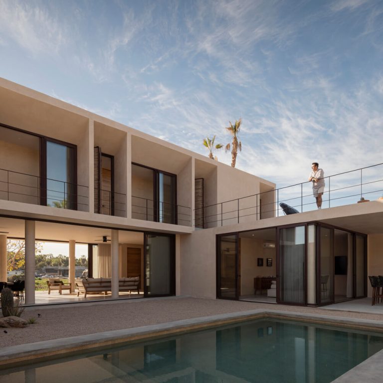 Patio con piscina de Casa Ka'anche en Todos Santos