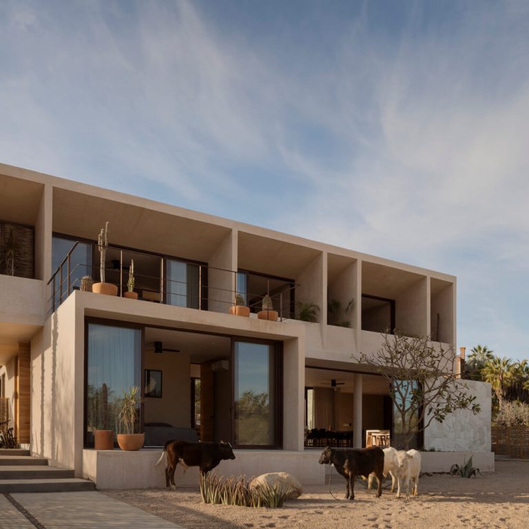 Piscina y áreas exteriores de Casa Ka'anche