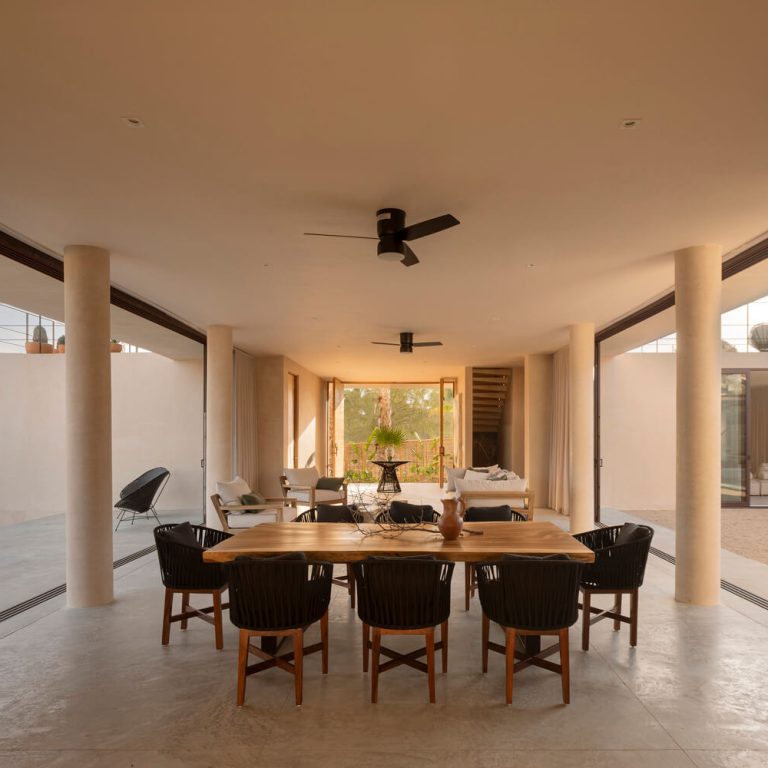 Comedor abierto de Casa Ka'anche por Ápiron