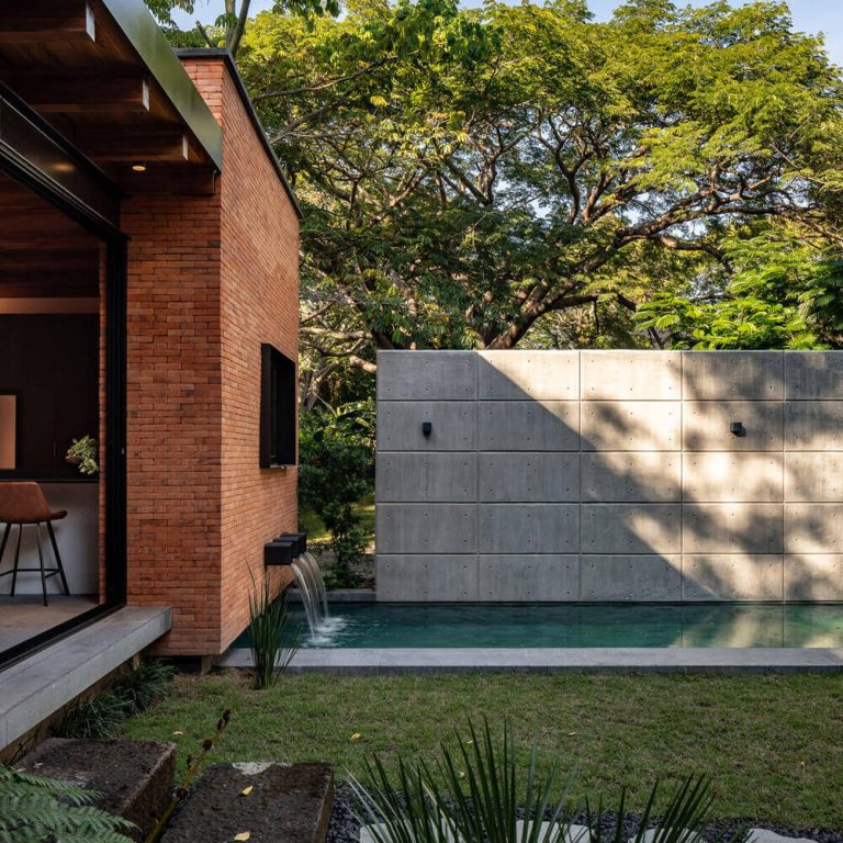 Casa Keita en Colima por Di Frenna Arquitectos