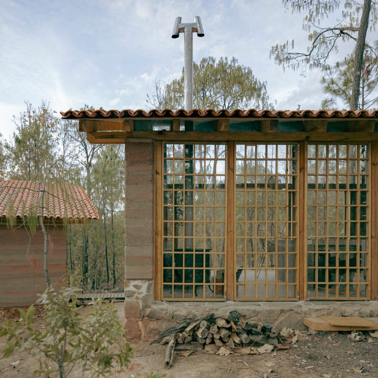 Casa La Luciérnaga en Jalisco por Uno más uno y Moro Taller Arquitectura - Fotografía de Arquitectura - El Arqui MX