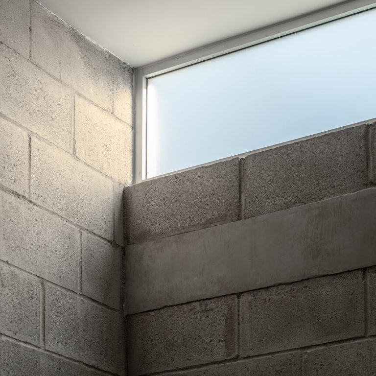 Casa Lauro en Baja California por ROOF Proyectos y Construcción