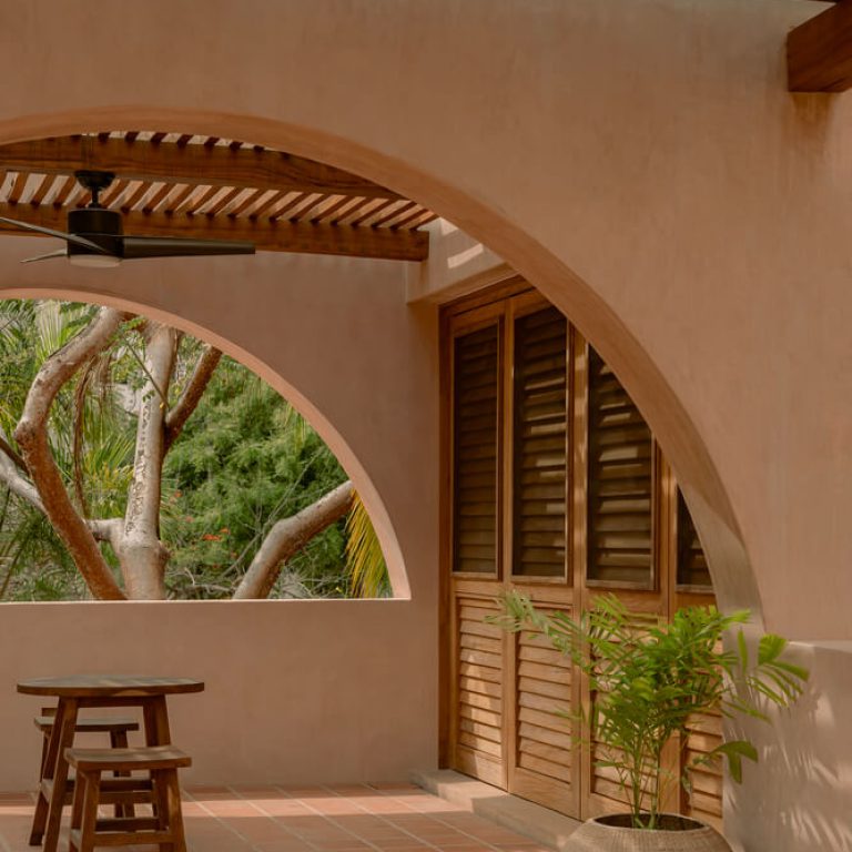 Casa Liquen por Fino Lozano + Pragma Estudio