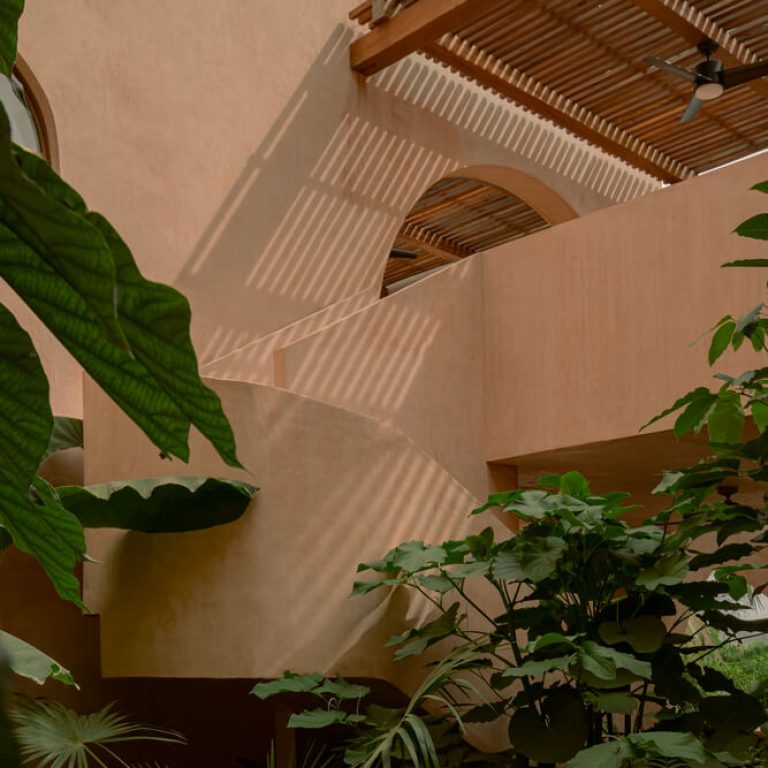 Casa Liquen por Fino Lozano + Pragma Estudio
