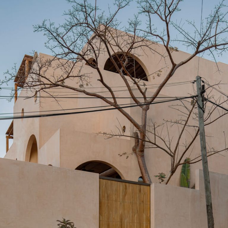Casa Liquen por Fino Lozano + Pragma Estudio