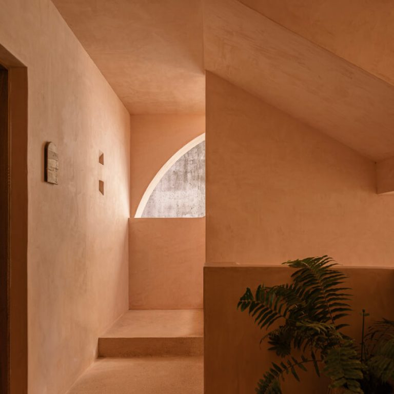 Casa Liquen por Fino Lozano + Pragma Estudio