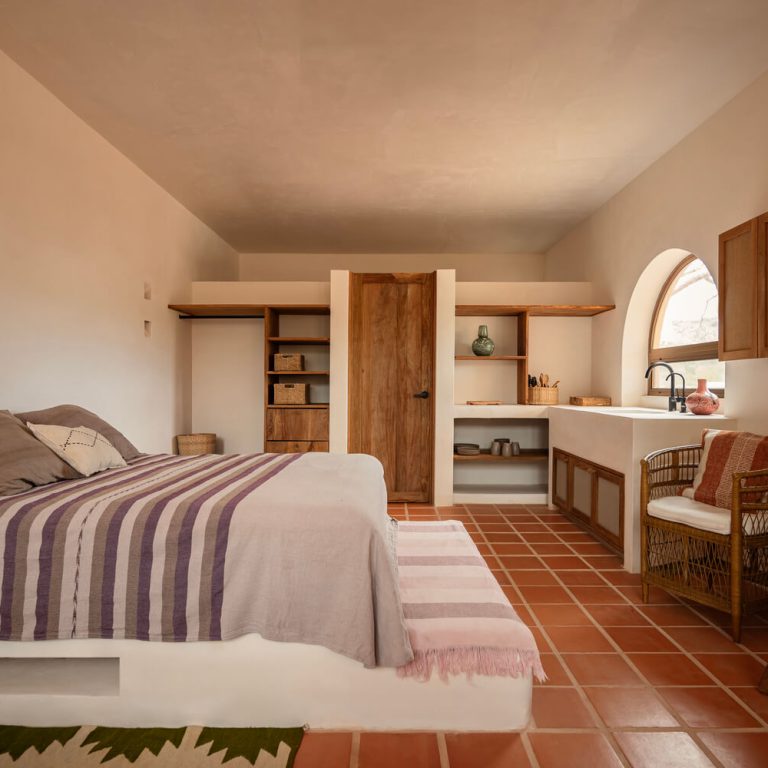 Casa Liquen por Fino Lozano + Pragma Estudio