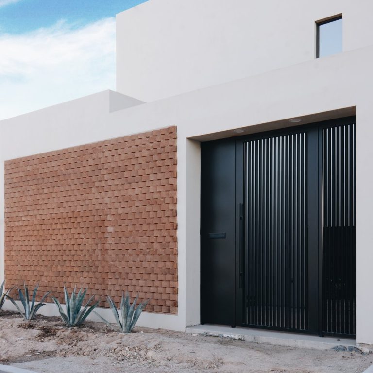 Casa M2 en Baja California: Diseño Residencial por ATZtudio