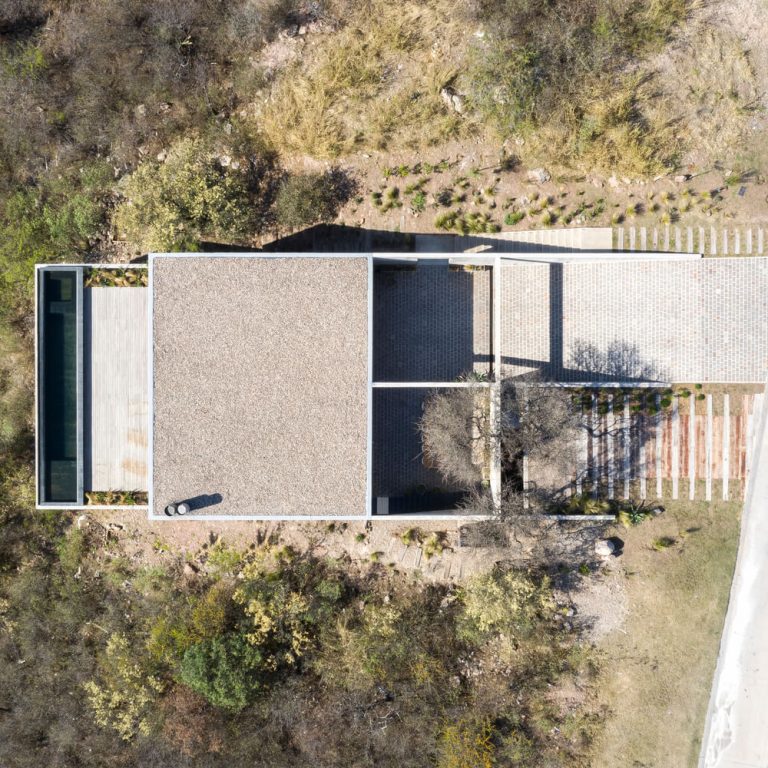 Casa MP en Argentina por Gastón Sironi + Valentina Machado - Fotografía de Arquitectura