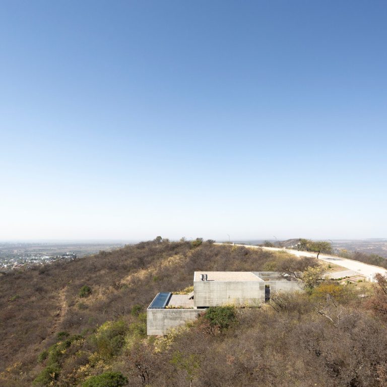 Casa MP en Argentina por Gastón Sironi + Valentina Machado - Fotografía de Arquitectura