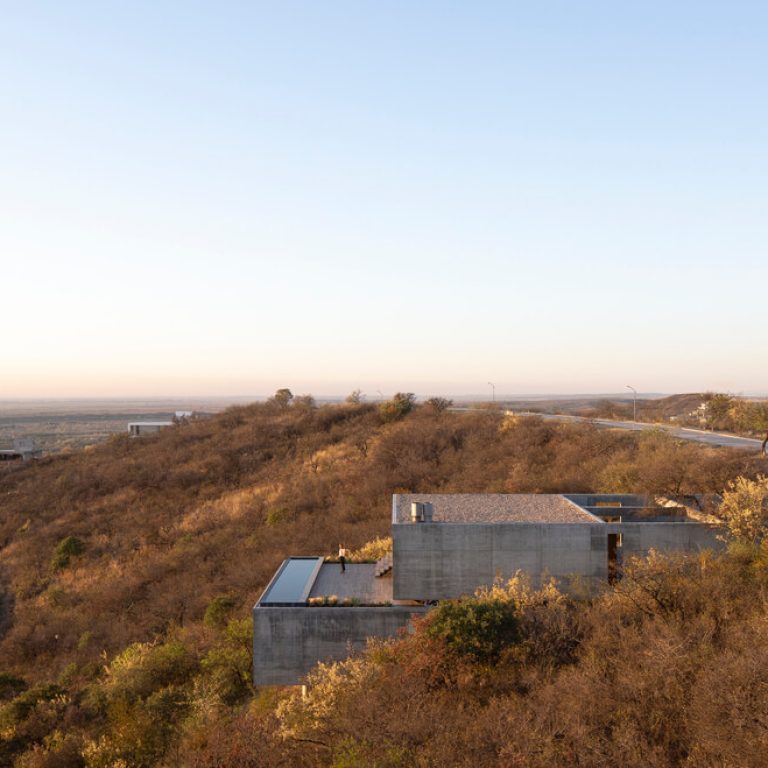 Casa MP en Argentina por Gastón Sironi + Valentina Machado - Fotografía de Arquitectura