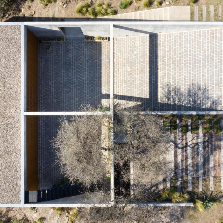 Casa MP en Argentina por Gastón Sironi + Valentina Machado - Fotografía de Arquitectura