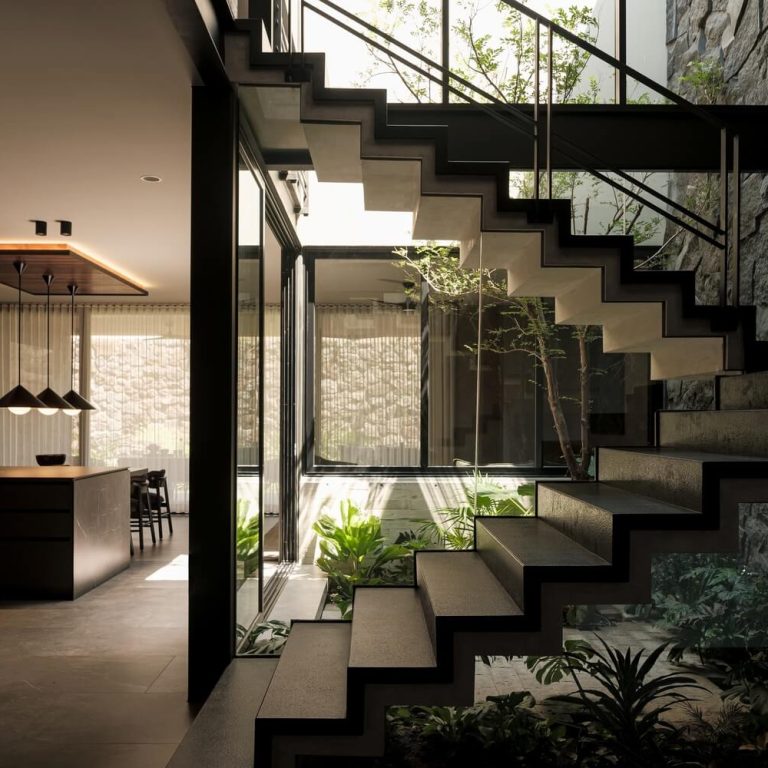 Casa Meyra: Una exploración de la contención en Colima por Di Frenna Arquitectos