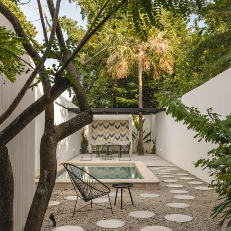 Casa Mikelin: Arquitectura Contemporánea y Chukum en Mérida