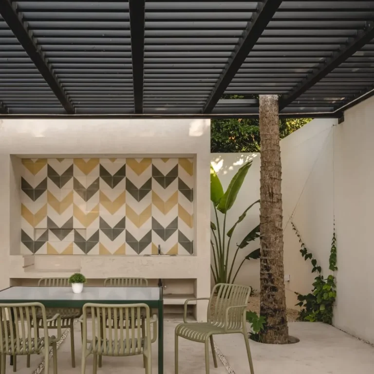 Casa Mikelin: Arquitectura Contemporánea y Chukum en Mérida