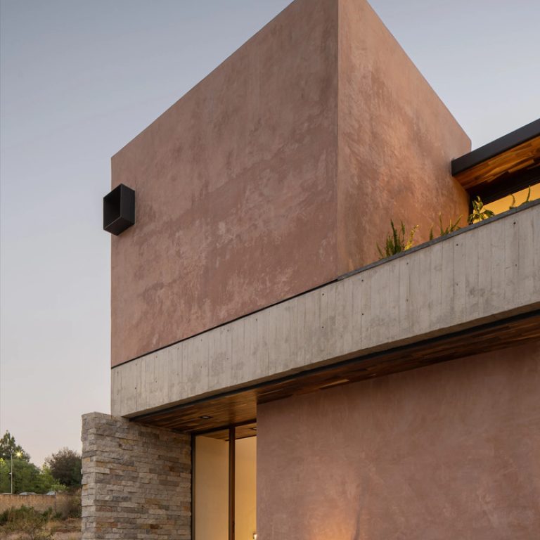 Casa Monolito en Michoacán por Infante Arquitectos - Fotografía de Arquitectura - El Arqui MX
