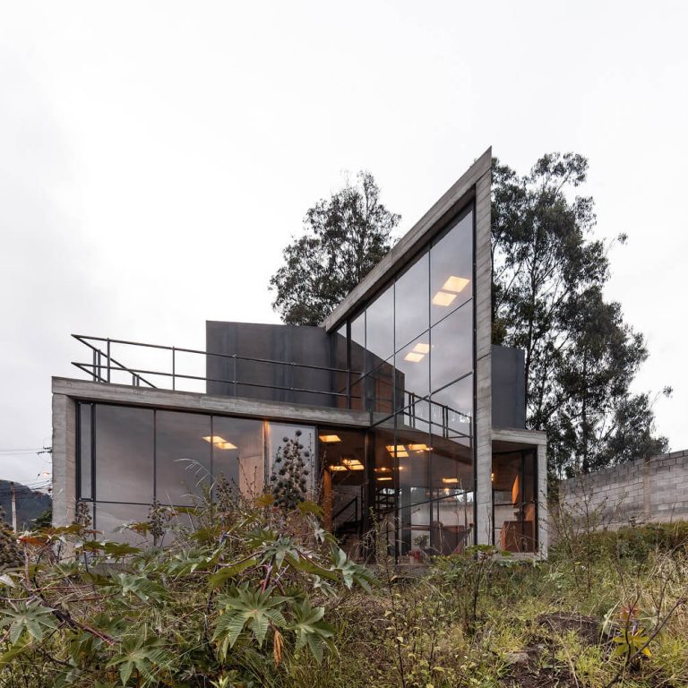 Casa Muta en Ecuador por Emilio López Arquitecto - Fotografía de Arquitectura - EL Arqui MX