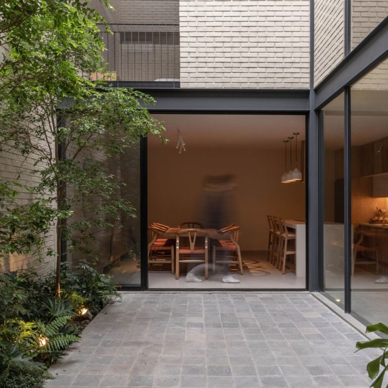 Casa Navarro en Jalisco por MRV TALLER - Fotografía de Arquitectura - El Arqui MX