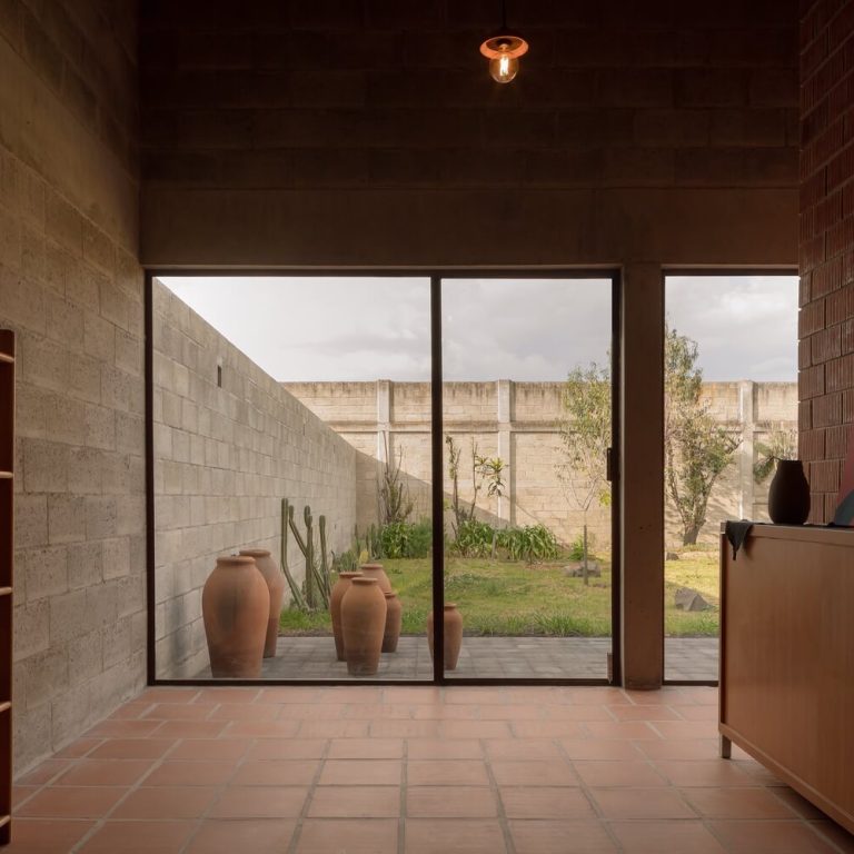 Casa Nogal en Estado de México por Escobedo Soliz
