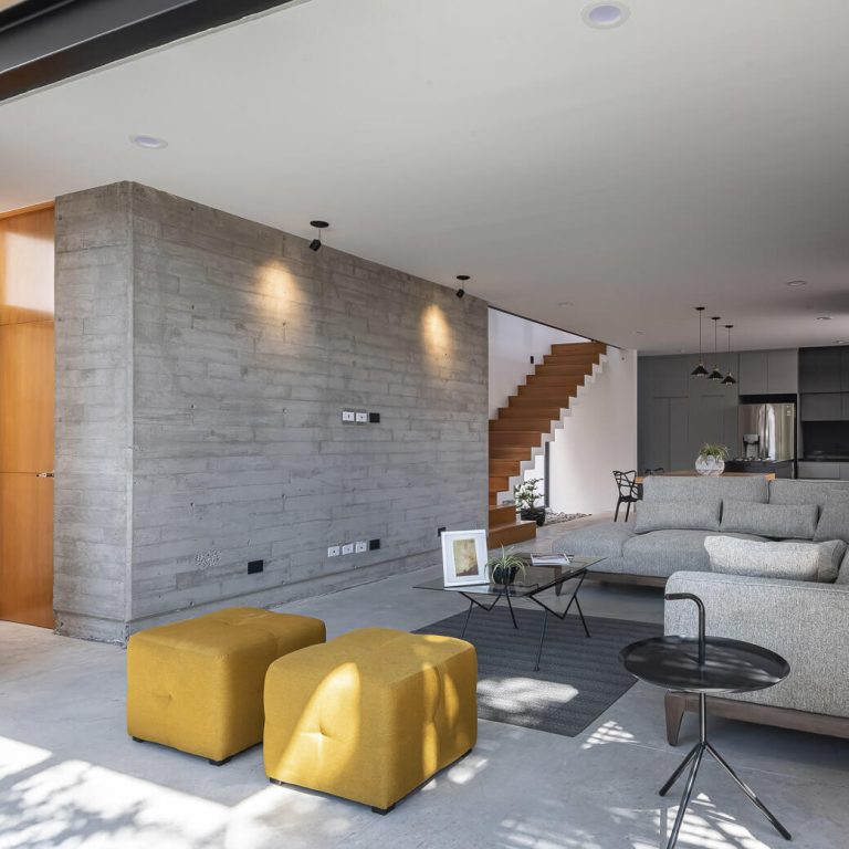 Casa Nogal en Aguascalientes por 11:11 arquitectos