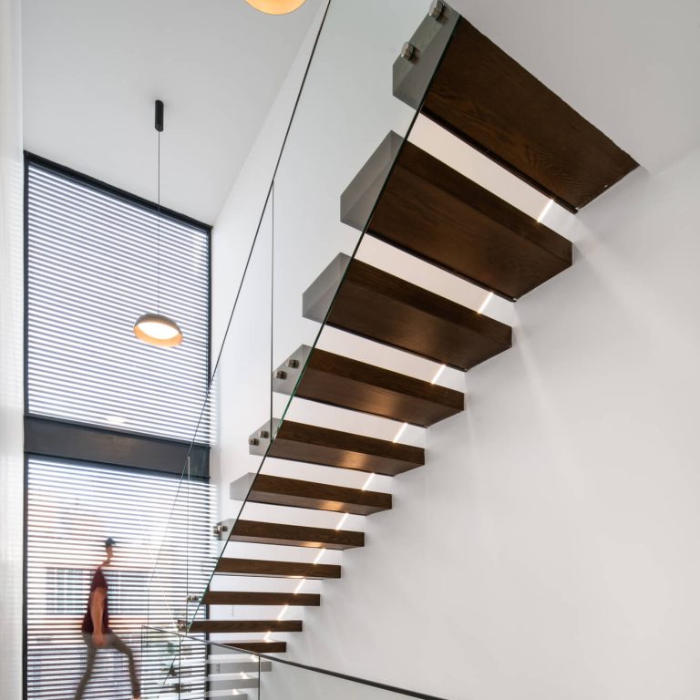 Casa OM-6177 en Jalisco por BLENDING DOTS arquitectos: Una obra maestra