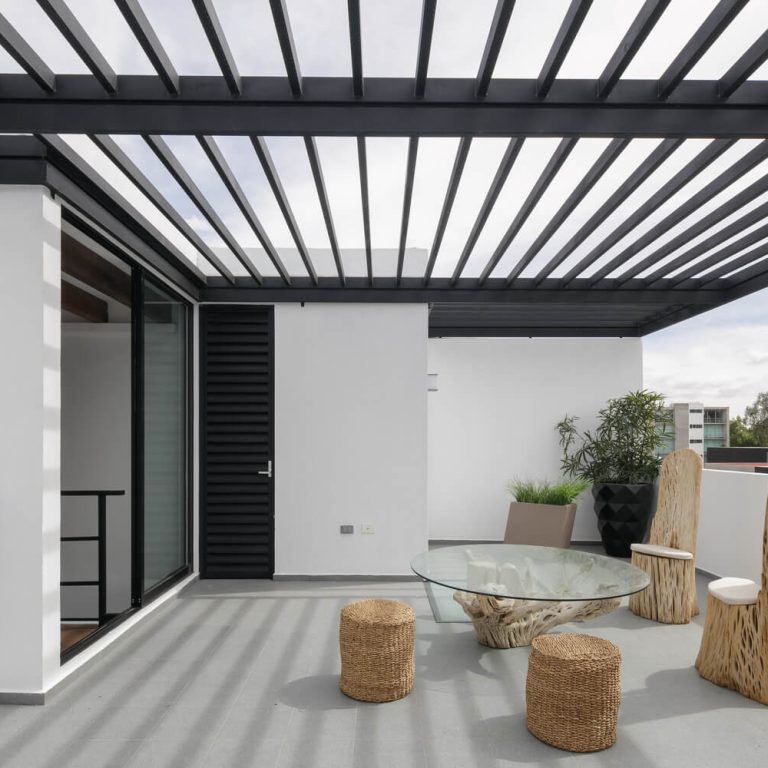 Casa Once por Espacio 18 Arquitectura & Plus Cueto Arquitectura