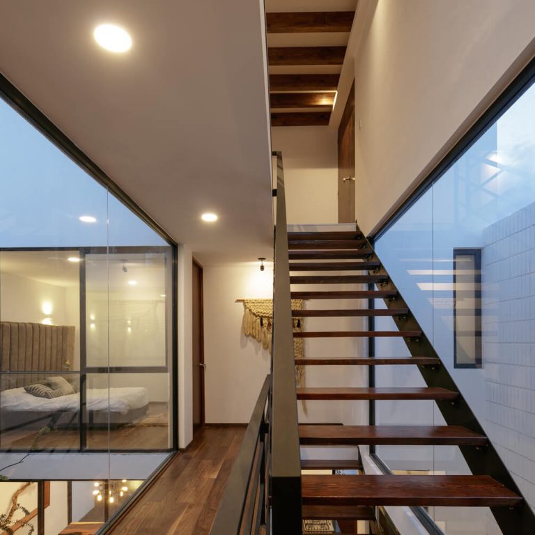 Casa Once por Espacio 18 Arquitectura & Plus Cueto Arquitectura