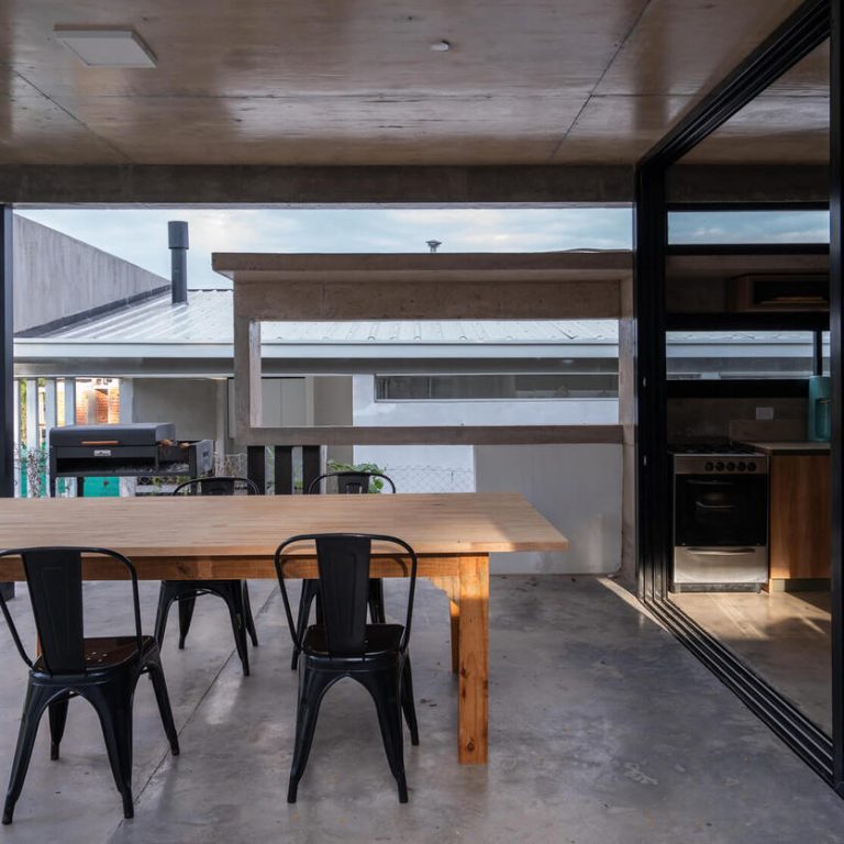 Casa Pala en Argentina por GIRA - Oficina de Arquitectura y Paisajismo (2)