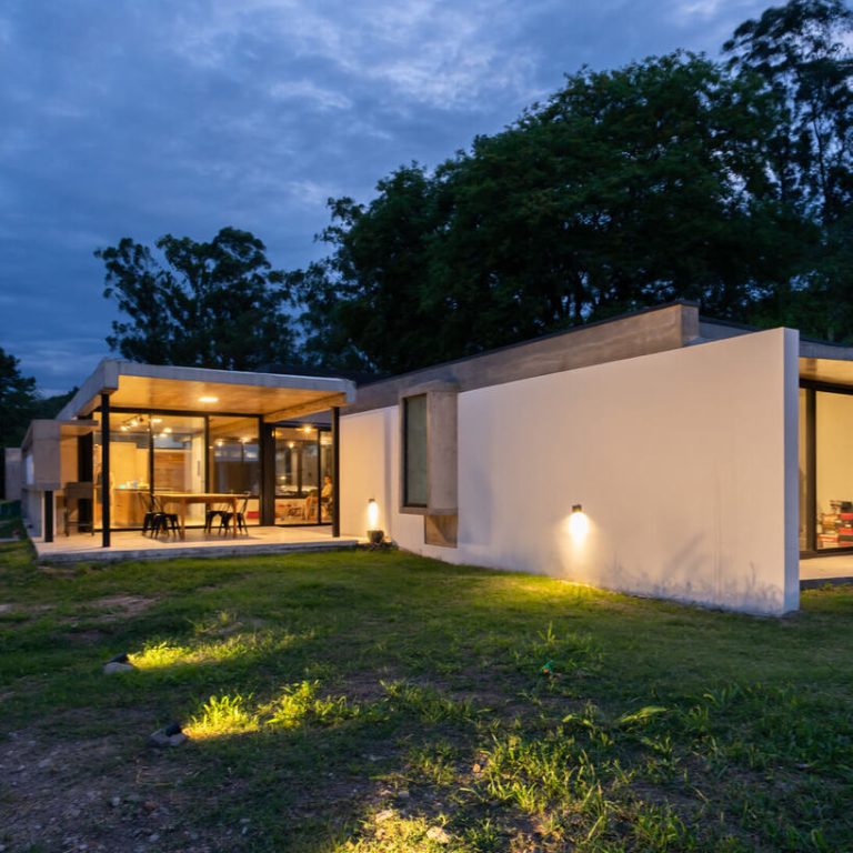 Casa Pala: Vivienda Evolutiva en Argentina por GIRA