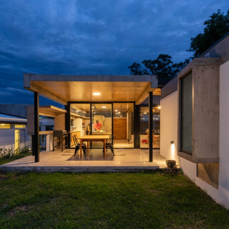 Casa Pala: Vivienda Evolutiva en Argentina por GIRA